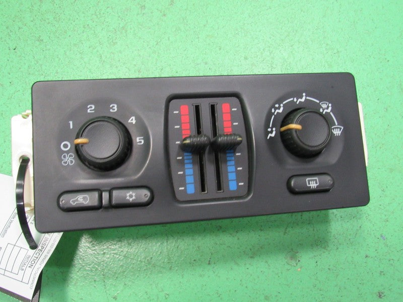 10370034 SILVERADO TAHOE SIERRA YUKON AC MANUAL CLIMATE CONTROL LED RE