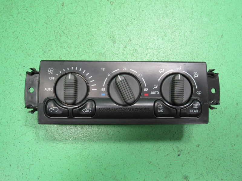 15060162 00-02 TAHOE SILVERADO YUKON A/C AUTO CLIMATE TEMP CONTROL REB