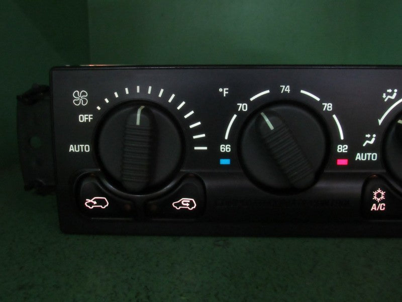 15060162 00-02 TAHOE SILVERADO YUKON A/C AUTO CLIMATE TEMP CONTROL REB