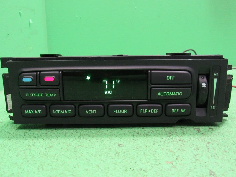 03-11 CROWN VIC EATC AUTOMATIC CLIMATE HEATER CONTROL 6W7H-19C933-AA R