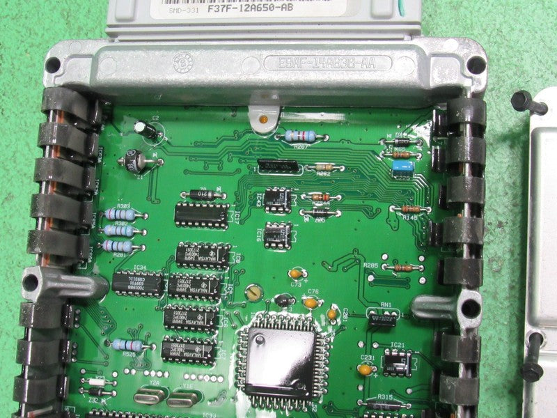 ACE1 93 FORD RANGER 3.0 MT ECU ECM PCM ENGINE COMPUTER F37F-12A650-AB 