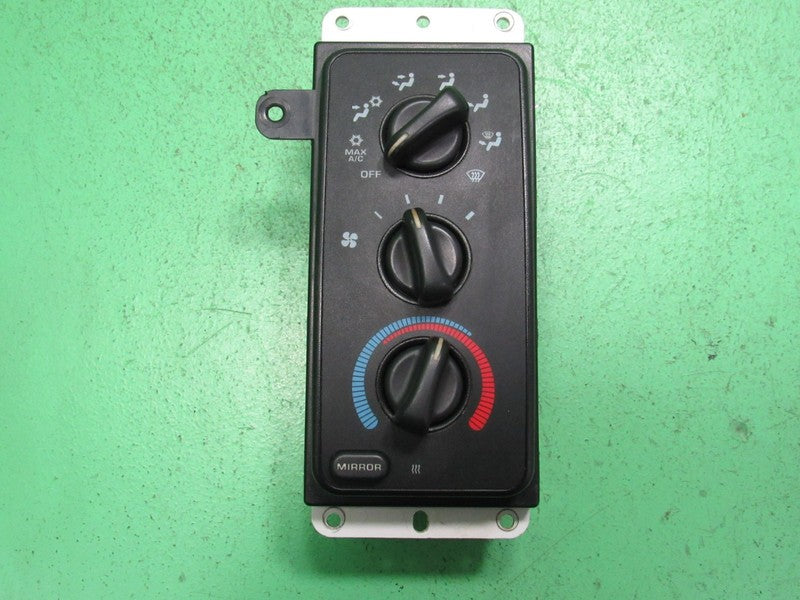 55056702AC 99-02 DODGE RAM A/C AC HEATER MANUAL CLIMATE TEMP CONTROL R