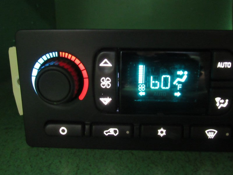 15185639 TAHOE ESCALADE SILVERADO AC DIGITAL CLIMATE TEMP CONTROL LED 