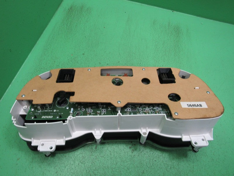 01-04 DODGE DAKOTA MPH INSTRUMENT GAUGE CLUSTER SPEEDO TACH MILEAGE PR
