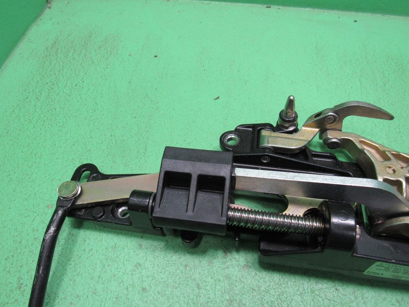 BMW 325Ci 330Ci E46 M3 CONVERTIBLE TOP FRONT LATCH LATCHES LOCK PAIR R