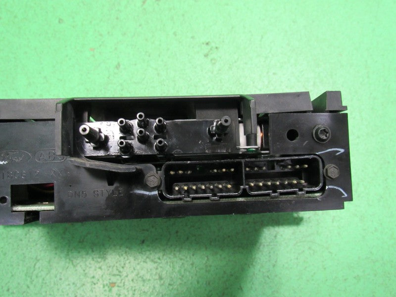 03-11 CROWN VIC EATC AUTOMATIC CLIMATE HEATER CONTROL 3W7H-19C933-AB R