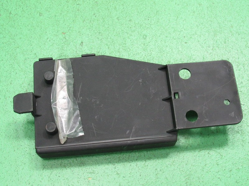 04 COLORADO CANYON BCM BODY CONTROL MODULE VIN AND MILEAGE PROGRAMMED 