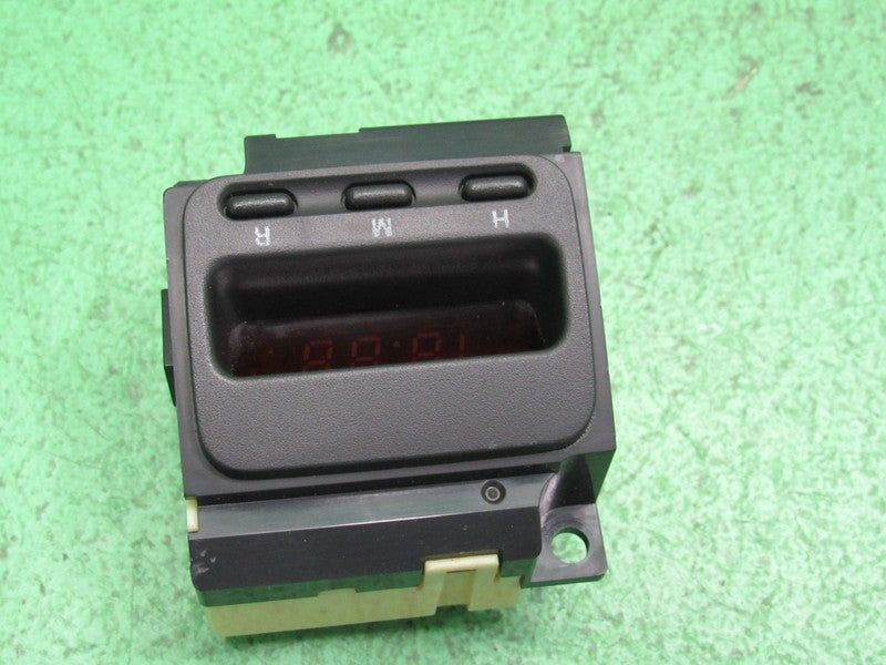 98-01 HONDA CRV CR-V DIGITAL CLOCK CENTER DASH 39700-S10-A01 REBUILT 1