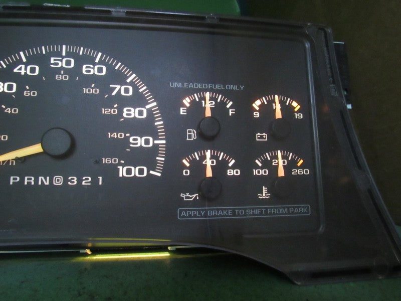 95-96 C/K TRUCK SUBURBAN INSTRUMENT GAUGE CLUSTER SPEEDO TACH 239K REB