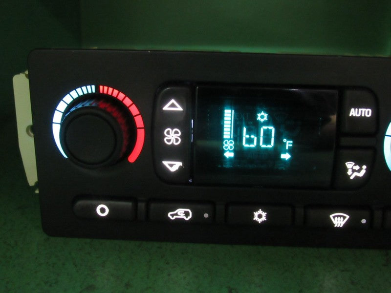 10367041 TAHOE ESCALADE SILVERADO AC DIGITAL CLIMATE TEMP CONTROL LED 