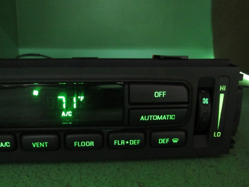 03-11 CROWN VIC EATC AUTOMATIC CLIMATE HEATER CONTROL 6W7H-19C933-AA R