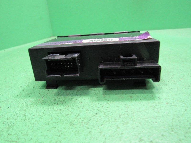 97-99 OLDS AURORA SENTINEL HEADLIGHT LIGHTING CONTROL MODULE 25640703 