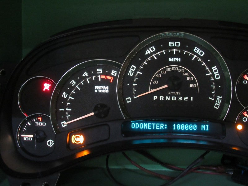 06 CADILLAC ESCALADE INSTRUMENT GAUGE CLUSTER SPEEDO MILEAGE PROG REBU