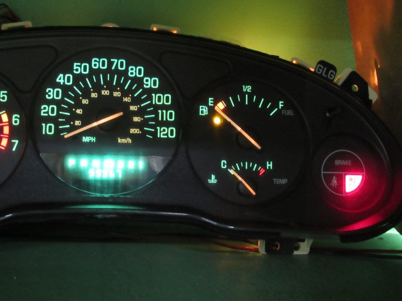 99-04 BUICK REGAL INSTRUMENT GAUGE CLUSTER GAUGES SPEEDO TACH MILEAGE 
