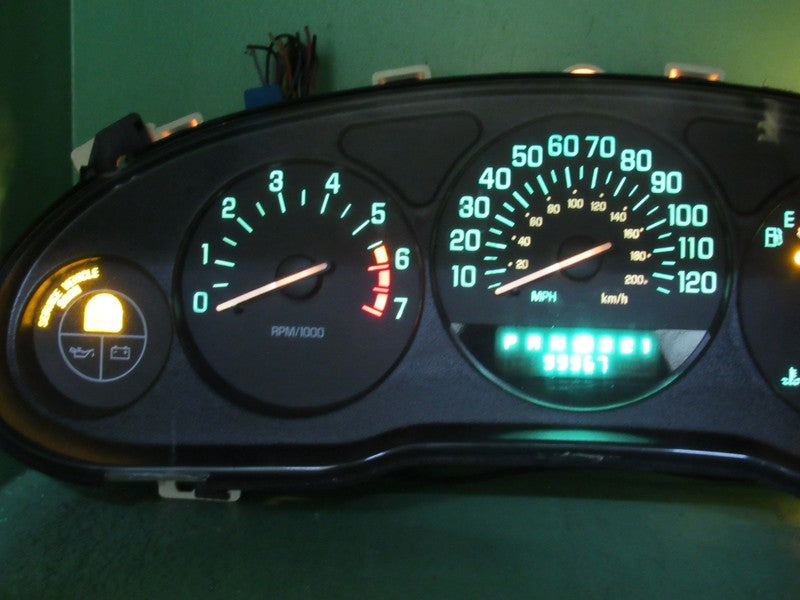 99-04 BUICK REGAL INSTRUMENT GAUGE CLUSTER GAUGES SPEEDO TACH MILEAGE 