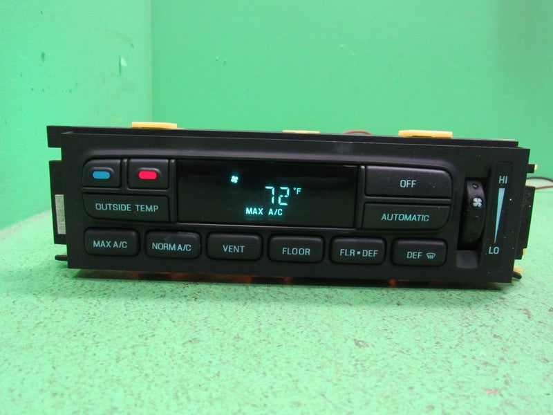 96-97 TOWN CAR EATC AUTOMATIC CLIMATE HEATER CONTROL F7VH-19C933-AA RE