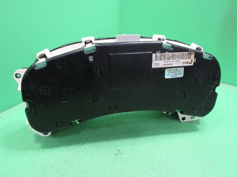 01-02 YUKON TAHOE SILVERADO INSTRUMENT GAUGE CLUSTER SPEEDO TACH MILEA