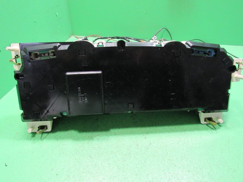 02-05 BUICK LESABRE INSTRUMENT GAUGE CLUSTER GAUGES SPEEDO TACH MILEAG