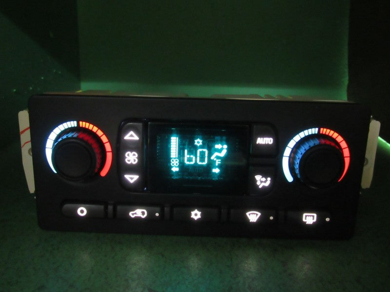 10367041 TAHOE ESCALADE SILVERADO AC DIGITAL CLIMATE TEMP CONTROL LED 