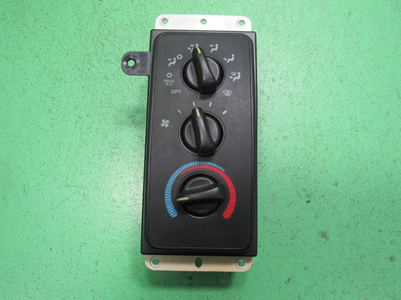 55056700AC 99-02 DODGE RAM A/C AC HEATER MANUAL CLIMATE TEMP CONTROL R
