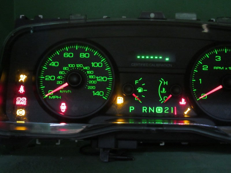 08 CROWN VICTORIA P71 INSTRUMENT GAUGE CLUSTER SPEEDO TACH MILEAGE PRO