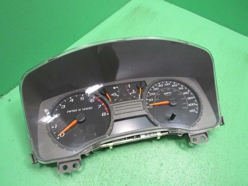 05 COLORADO CANYON MT INSTRUMENT GAUGE CLUSTER SPEEDOMETER TACH PLUG A
