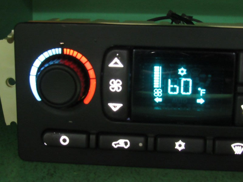 10367041 TAHOE ESCALADE SILVERADO AC DIGITAL CLIMATE TEMP CONTROL LED 