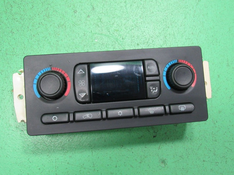 10367041 TAHOE ESCALADE SILVERADO AC DIGITAL CLIMATE TEMP CONTROL LED 