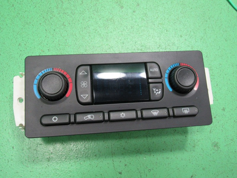 15107730 TAHOE ESCALADE SILVERADO AC DIGITAL CLIMATE TEMP CONTROL LED 