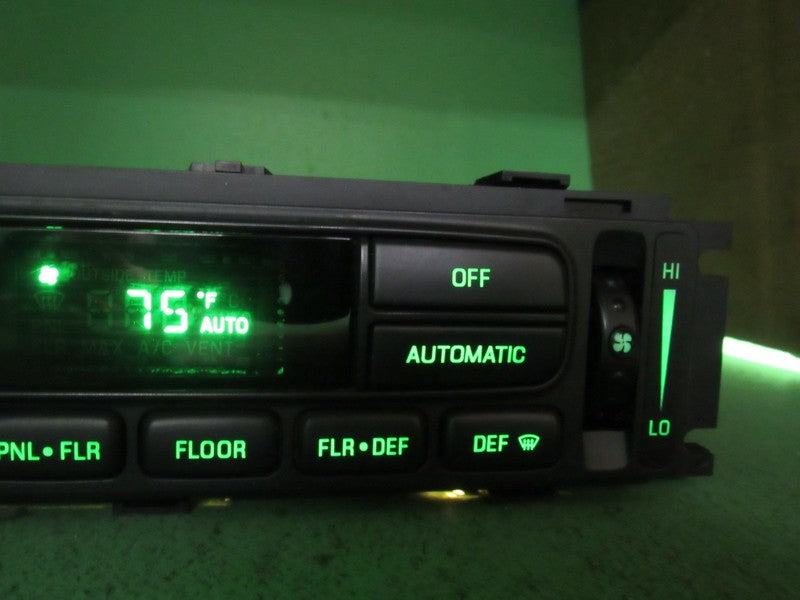02-04 FORD F-150 EATC AUTOMATIC CLIMATE HEATER CONTROL 2L3H-19C933-AA 