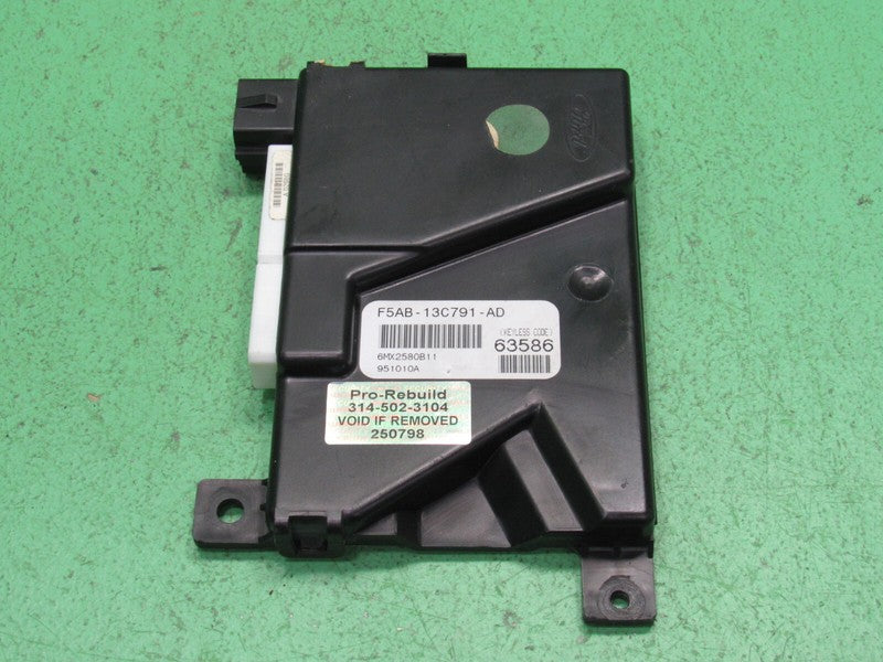 95-97 CROWN VIC GRAND MARQUIS KEYLESS DOOR ENTRY MODULE F5AB-13C791-AD