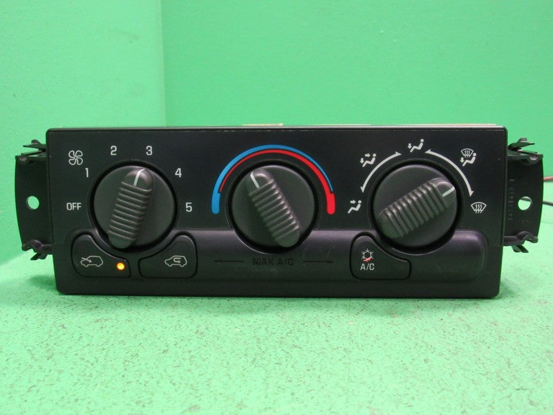 09361355 99-02 SIERRA SILVERADO TAHOE AC MANUAL CLIMATE TEMP CONTROL R