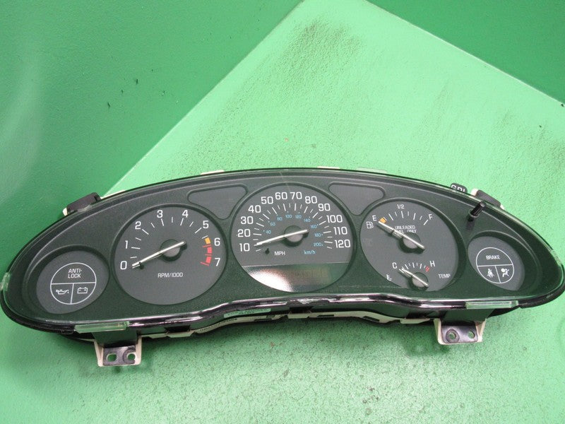97-98 BUICK REGAL INSTRUMENT GAUGE CLUSTER GAUGES SPEEDO TACH MILEAGE 
