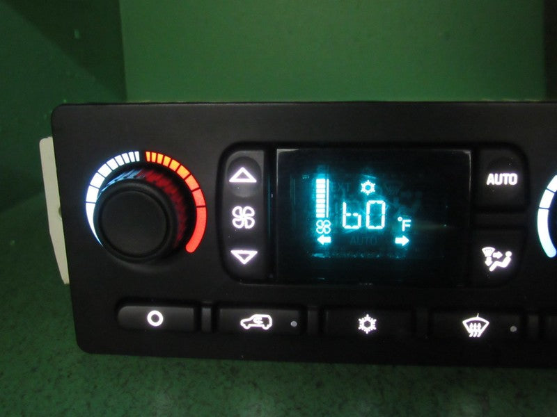 10367042 TAHOE ESCALADE SILVERADO AC DIGITAL CLIMATE TEMP CONTROL LED 