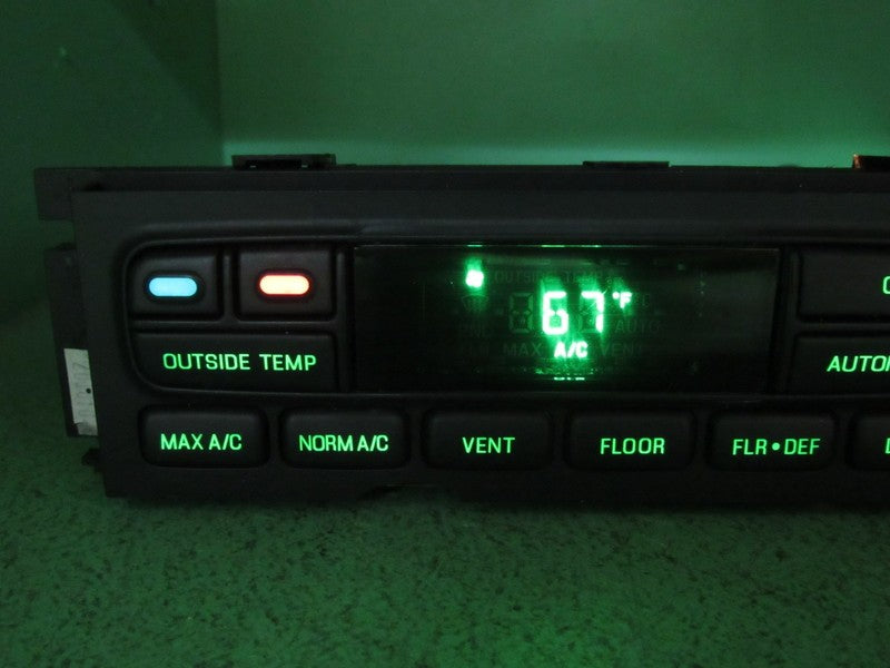 03-11 CROWN VIC EATC AUTOMATIC CLIMATE HEATER CONTROL 6W7H-19C933-AA R