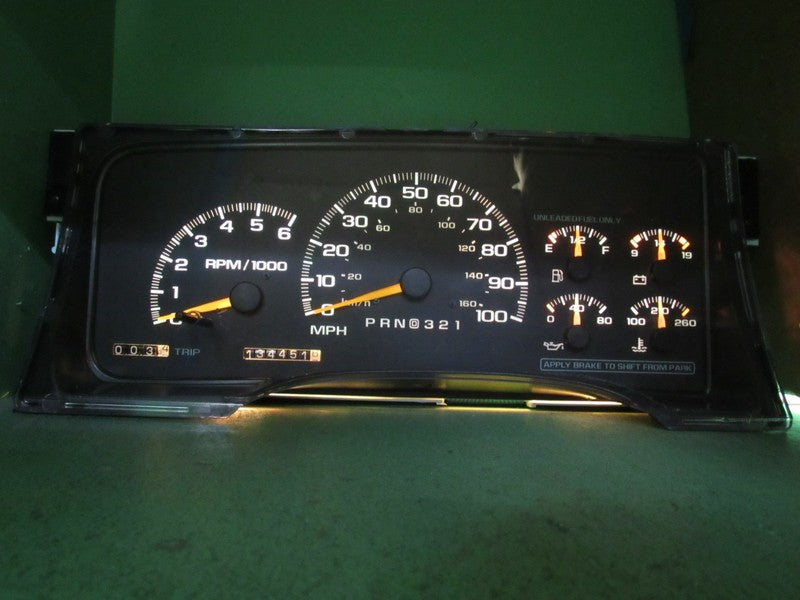 97-98 C/K TRUCK SUBURBAN INSTRUMENT GAUGE CLUSTER SPEEDO TACH 134K REB