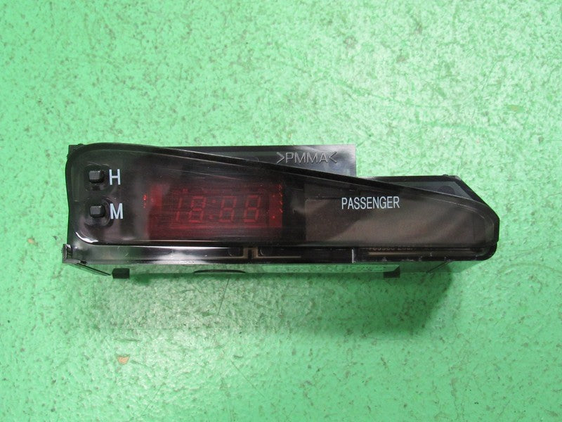 03-08 TOYOTA MATRIX DIGITAL CLOCK DASH DISPLAY SCREEN 83910-02100 REBU
