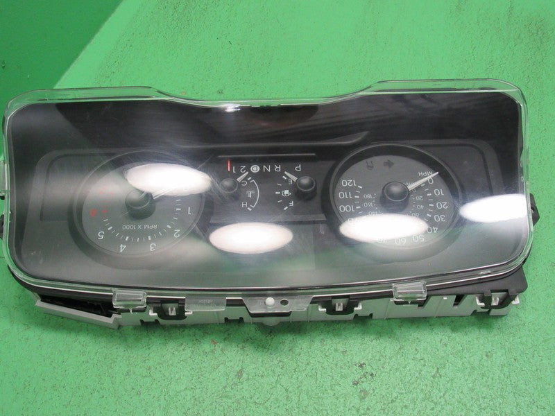09 GRAND MARQUIS INSTRUMENT GAUGE CLUSTER GAUGES SPEEDO TACH MILEAGE P
