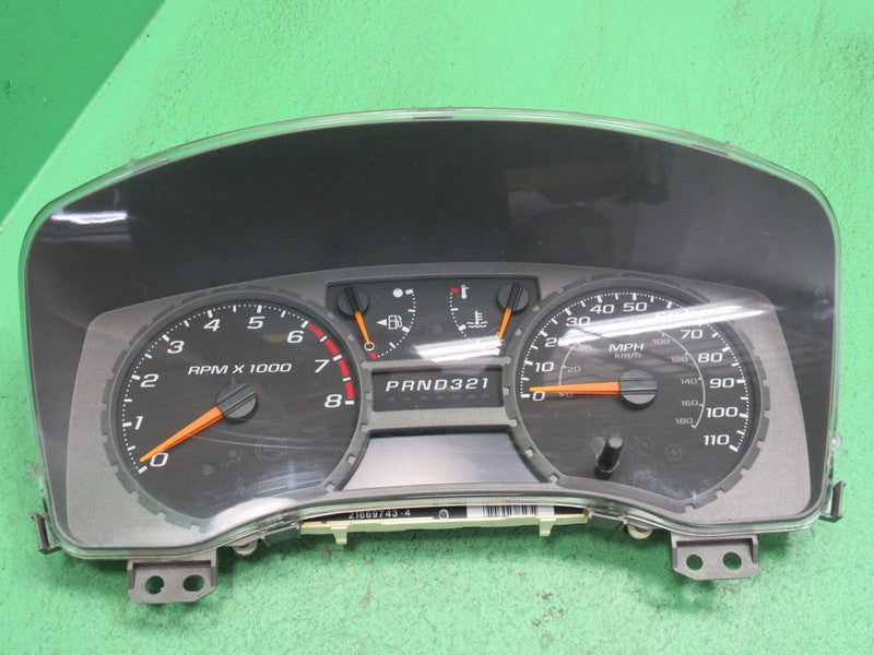 05 COLORADO CANYON INSTRUMENT GAUGE CLUSTER SPEEDOMETER TACH PLUG AND 