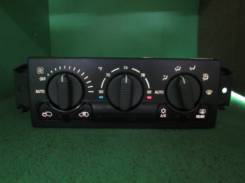 15756179 99-02 S10 BLAZER ENVOY A/C AUTO CLIMATE TEMPERATURE CONTROL R
