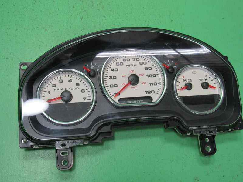 04-05 F150 LARIAT INSTRUMENT GAUGE CLUSTER GAUGES SPEEDO TACH 169K TES