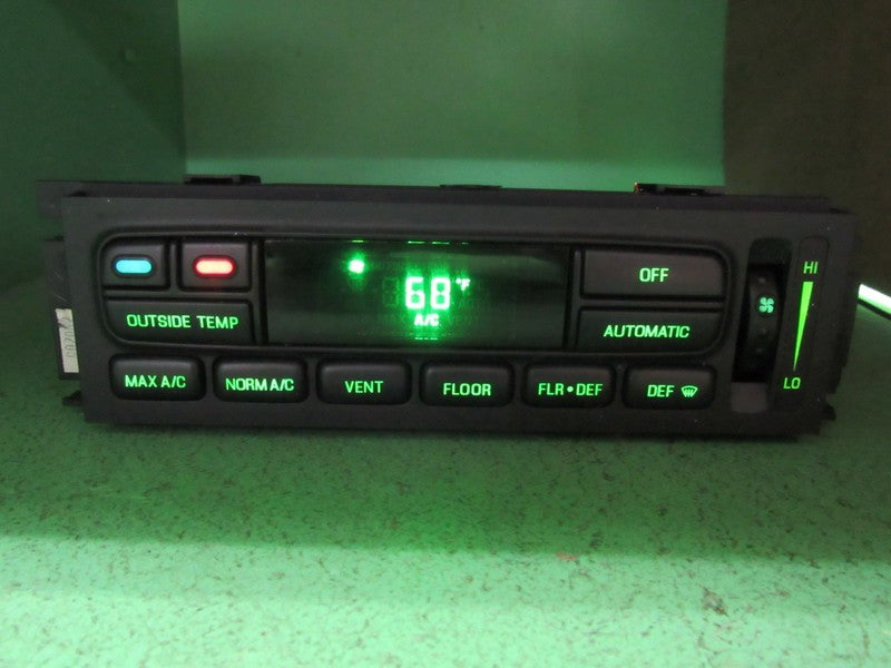 03-11 CROWN VIC EATC AUTOMATIC CLIMATE HEATER CONTROL 3W7H-19C933-AB R