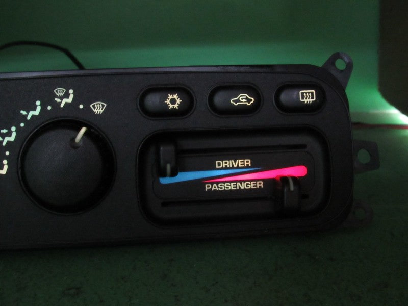 55056323AC 02-05 RAM TRUCK DUAL ZONE A/C HEATER CLIMATE TEMP CONTROL R