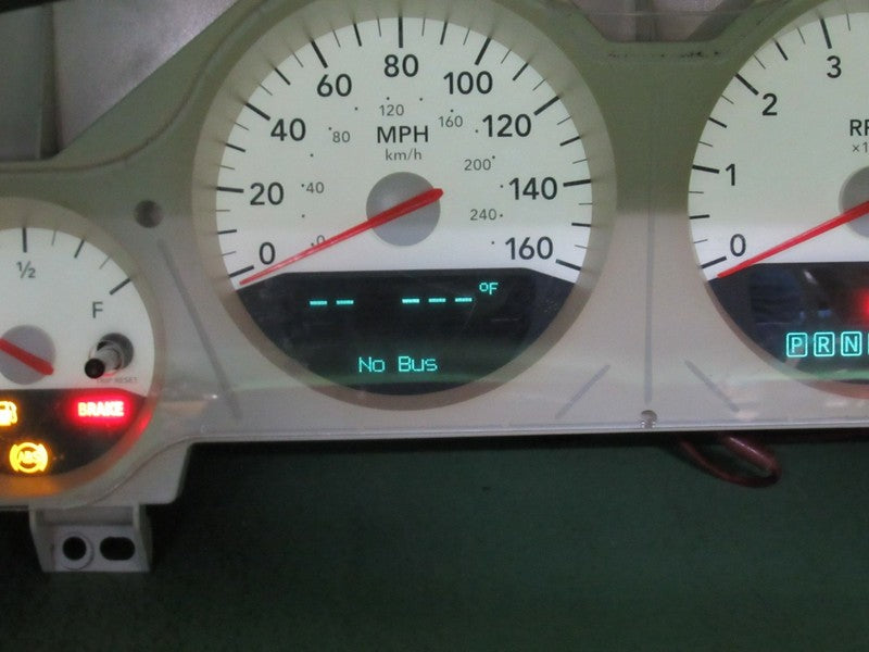 06 MAGNUM CHARGER 160MPH INSTRUMENT GAUGE CLUSTER SPEEDO TACH MILEAGE 
