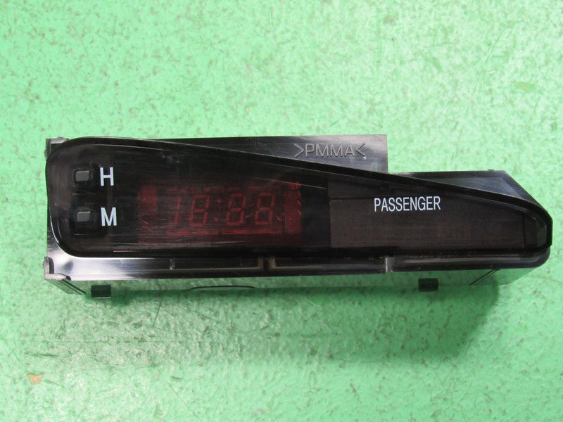 03-08 TOYOTA MATRIX DIGITAL CLOCK DASH DISPLAY SCREEN 83910-02100 REBU