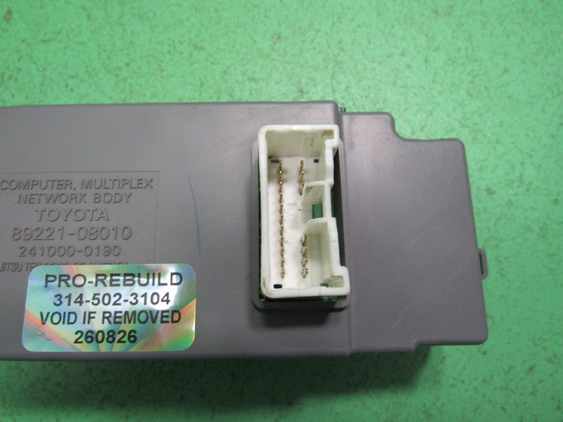 89221-08010 01-03 TOYOTA SIENNA MULTIPLEX NETWORK BODY CONTROL MODULE 