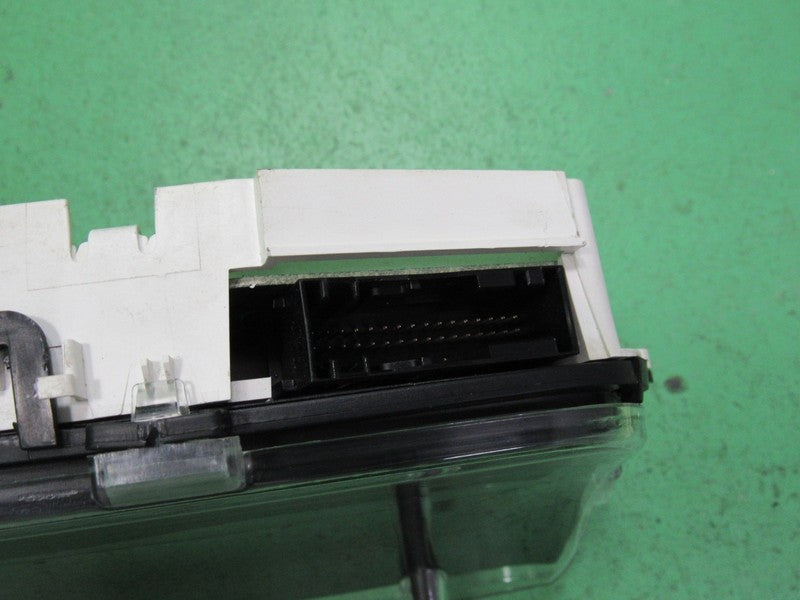 09-11 CROWN VICTORIA P71 INSTRUMENT GAUGE CLUSTER SPEEDO TACH MILEAGE 