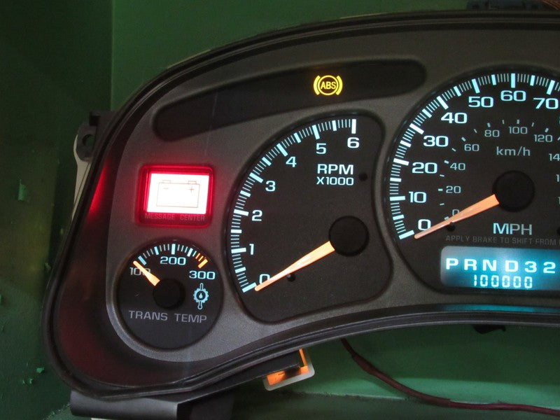 01-02 YUKON SIERRA DENALI INSTRUMENT GAUGE CLUSTER SPEEDO TACH MILEAGE