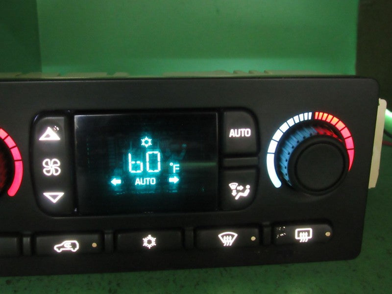 15107730 TAHOE ESCALADE SILVERADO AC DIGITAL CLIMATE TEMP CONTROL LED 
