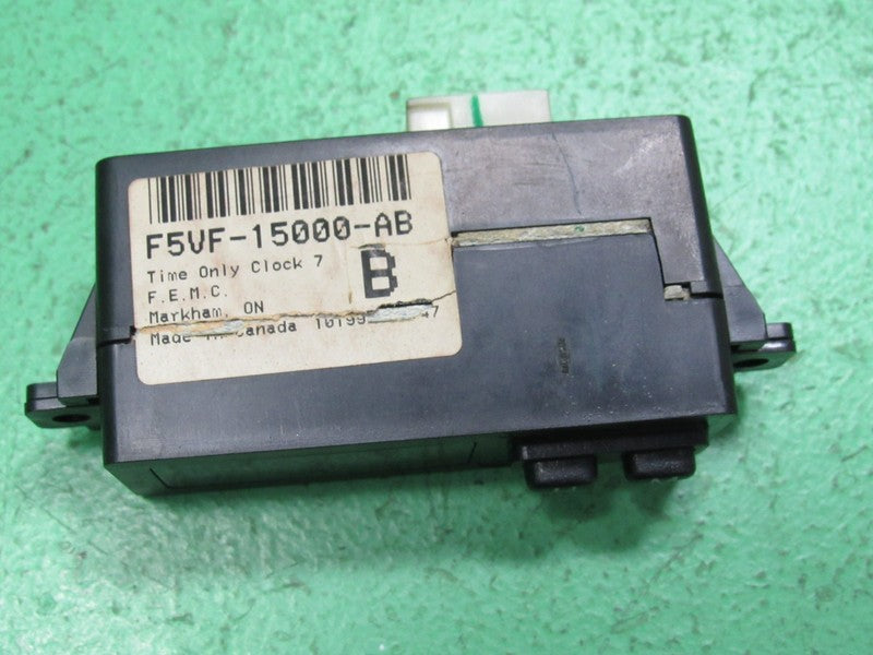 95-97 GRAND MARQUIS CROWN VIC DIGITAL CLOCK DASH DISPLAY SCREEN F5VF-1